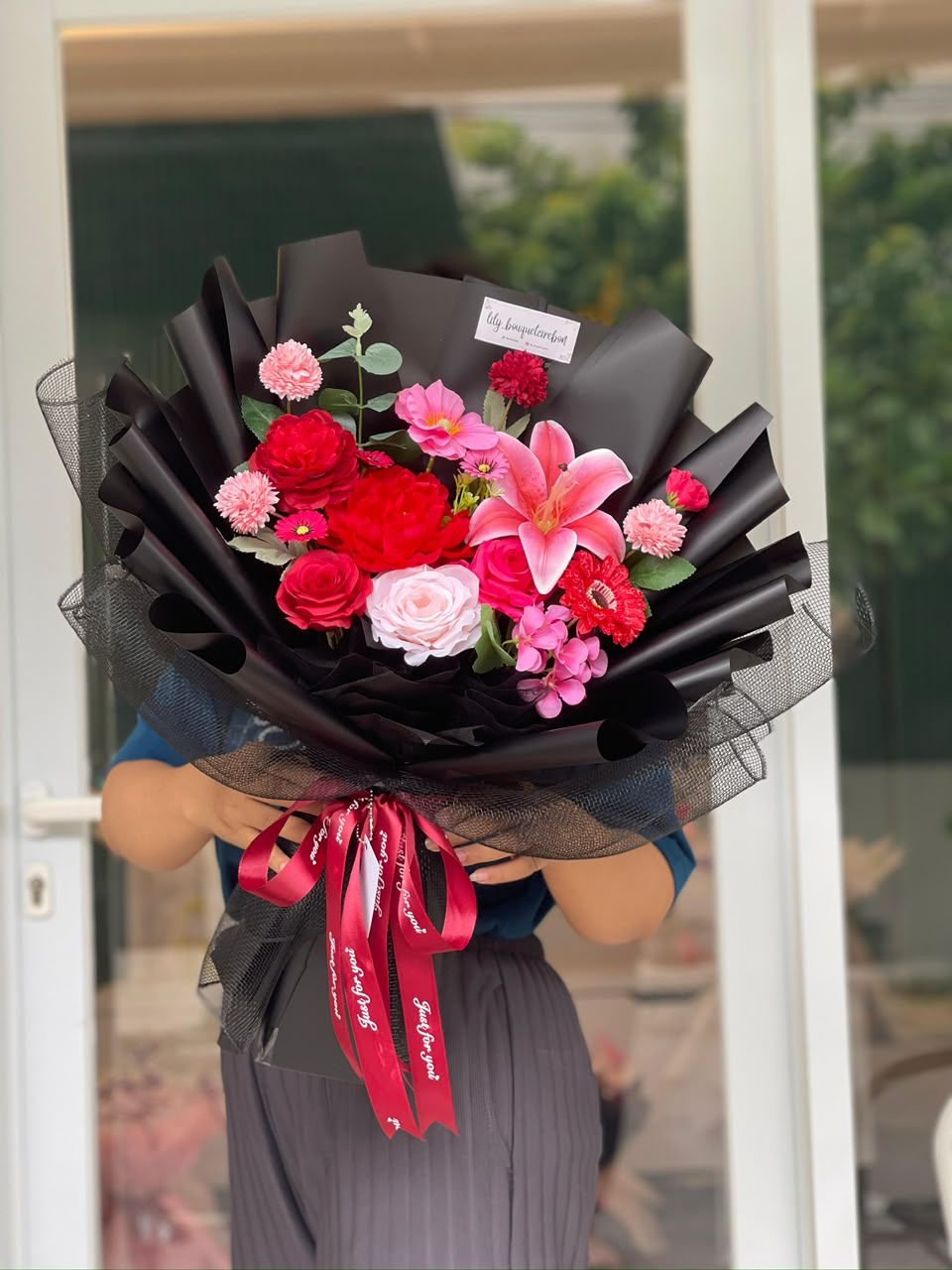 Merah Hitam