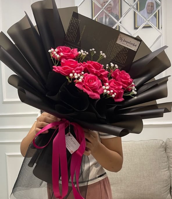 Love Black
